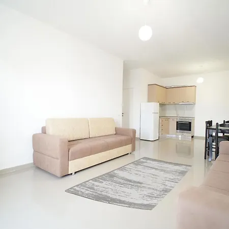 Kalpazo Golemi Apartment Golem (Tirana)